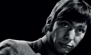 Autoryzowana biografia Charliego Wattsa, legendarnego perkusisty zespołu The Rolling Stones